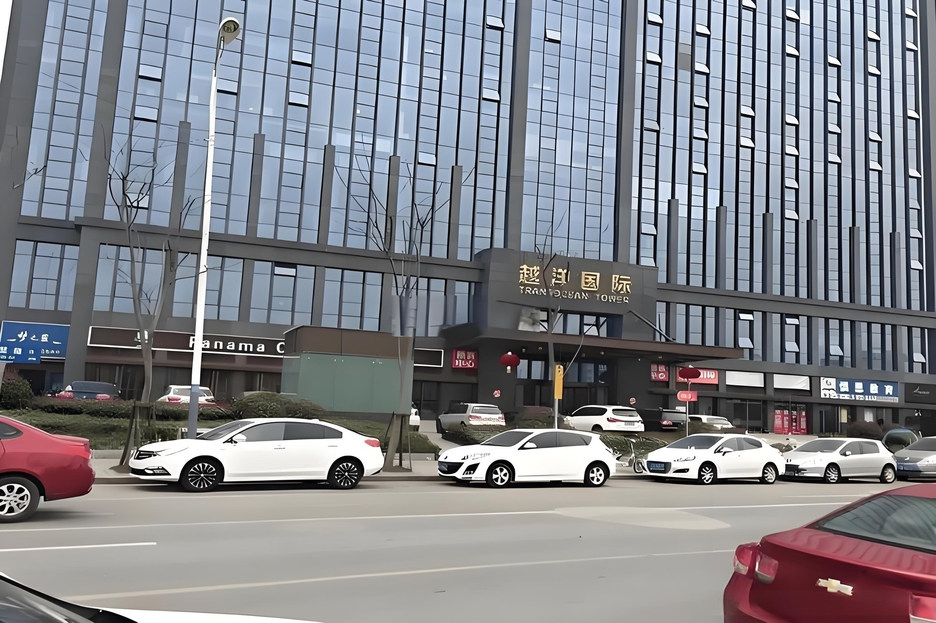 南京越洋国际商务中心 大厦入口